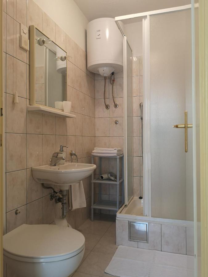& Anita 3* Hvar Town